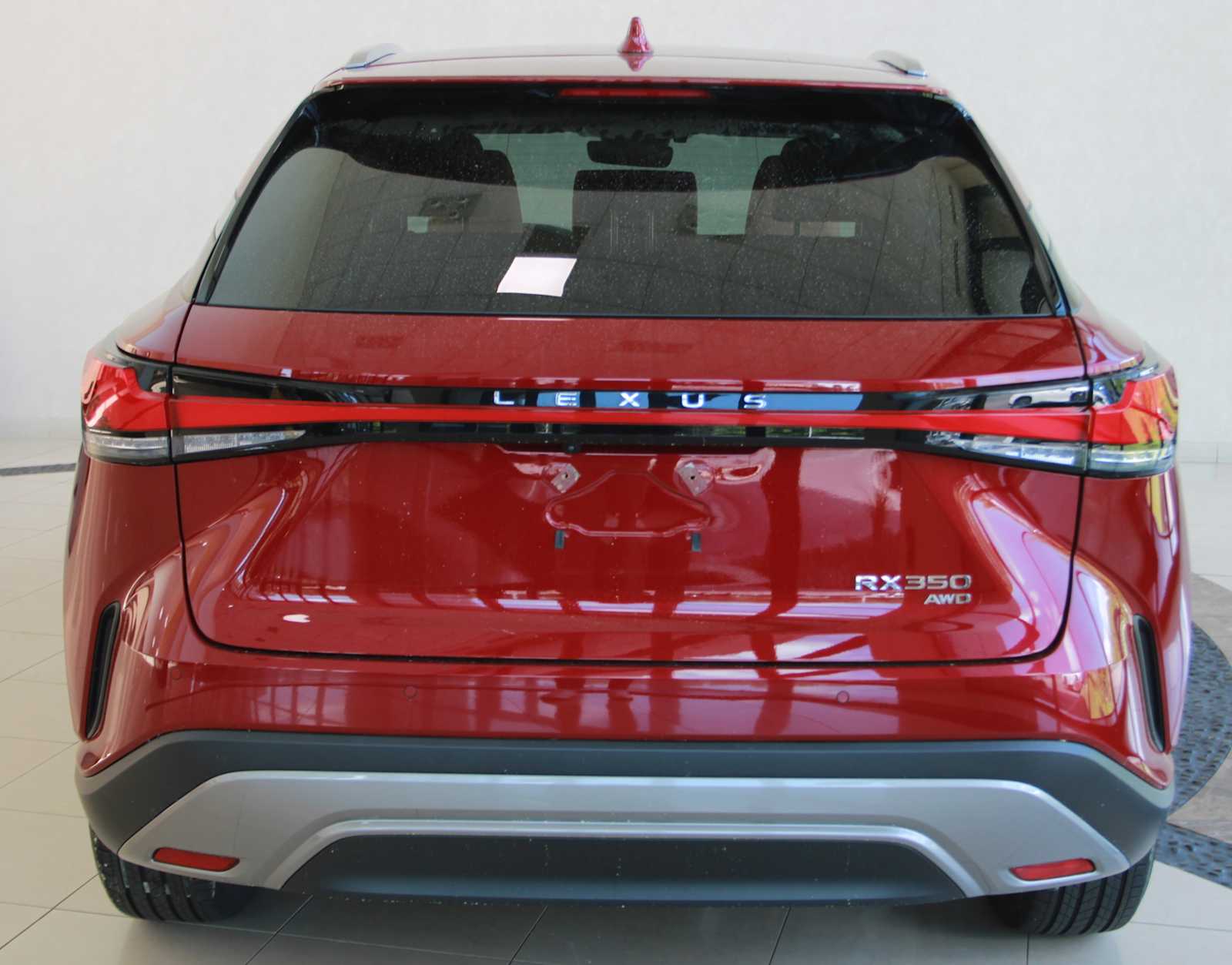 2025 Lexus RX 350 - Photo 14
