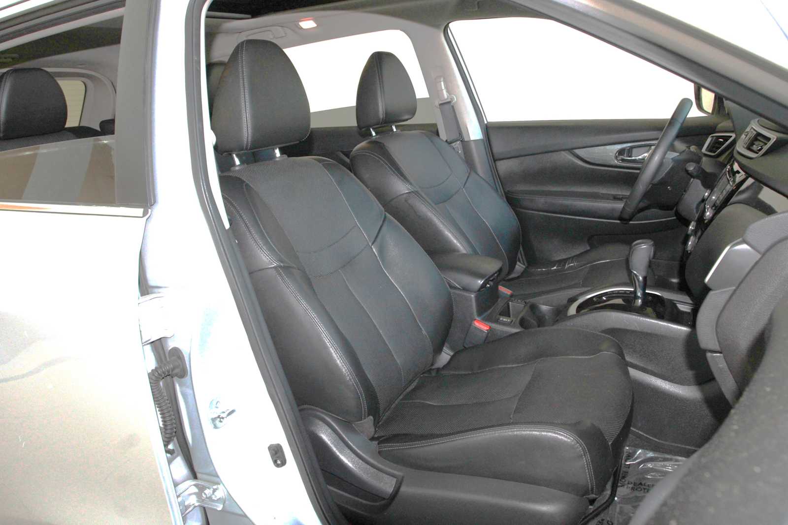 used 2016 Nissan Rogue car, priced at $10,797