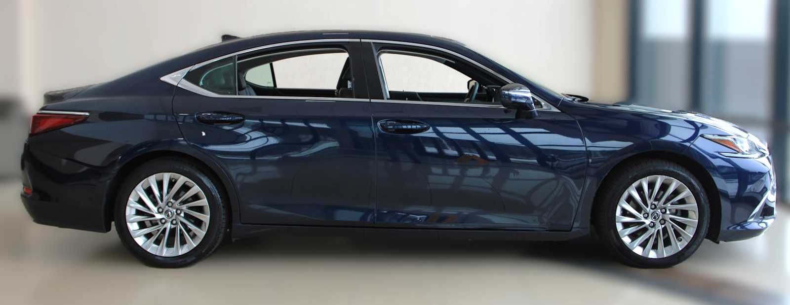 used 2020 Lexus ES 350 car, priced at $35,497