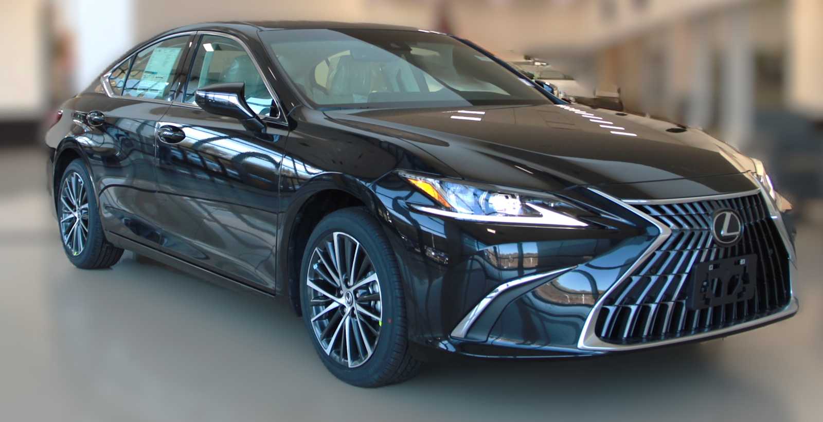 2025 Lexus ES 350's photo