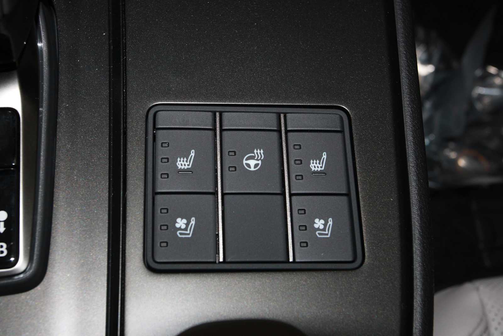 new 2025 Lexus UX 300h car, priced at $45,199