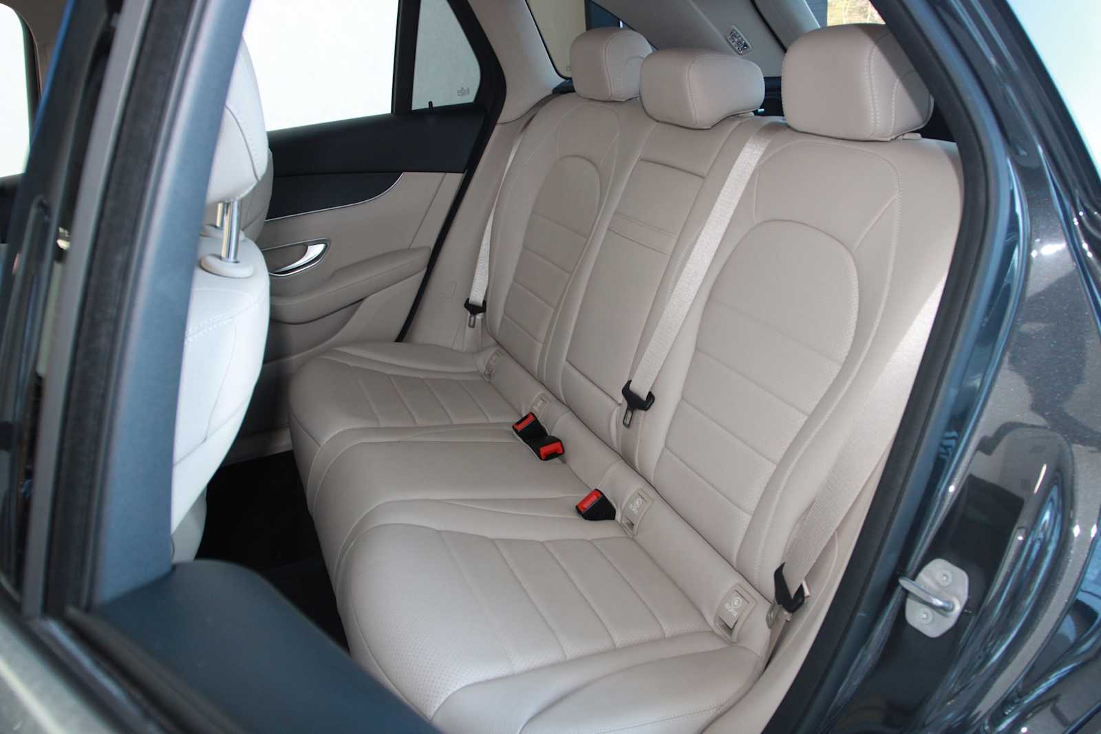 used 2020 Mercedes-Benz GLC 300 car, priced at $20,497