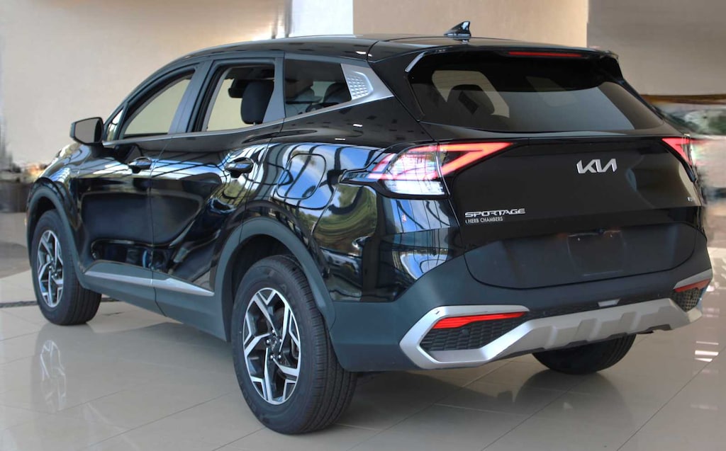 Used 2023 Kia Sportage LX SUV