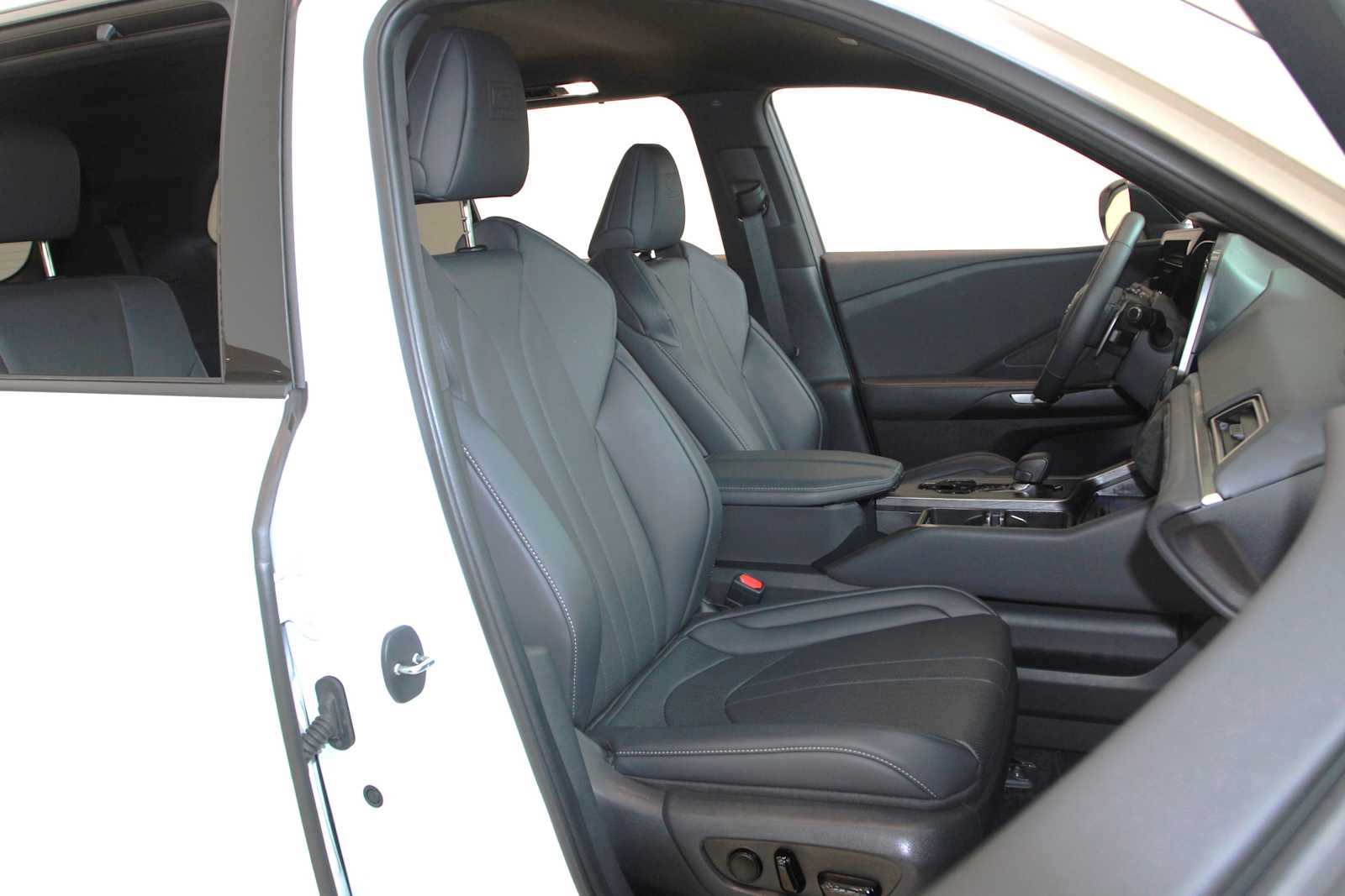 2026 Lexus TX Hybrid F Sport Premium - Photo 28