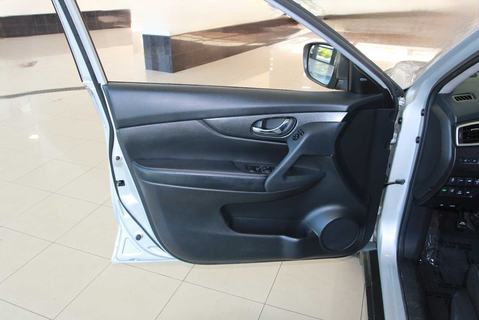 used 2016 Nissan Rogue car, priced at $10,797