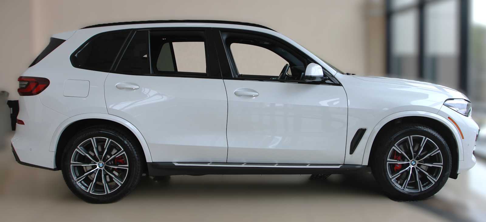 used 2021 BMW X5 car, priced at $39,397