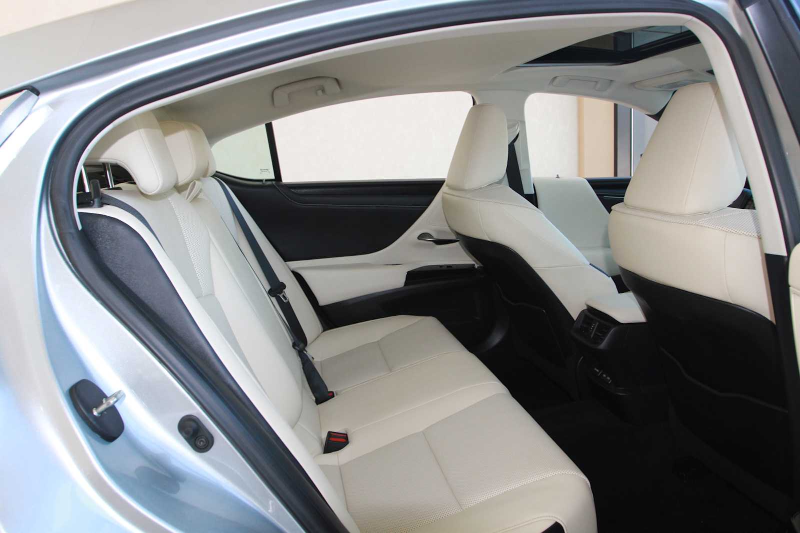used 2022 Lexus ES 250 car, priced at $35,497