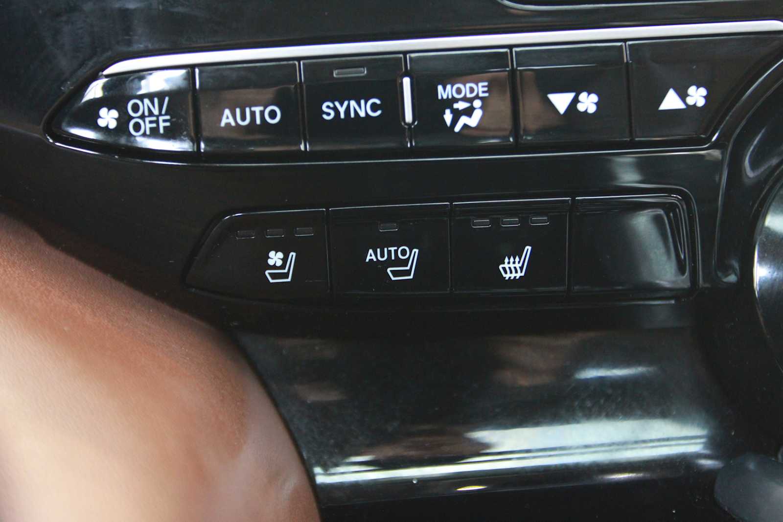 used 2023 Acura MDX car, priced at $39,497