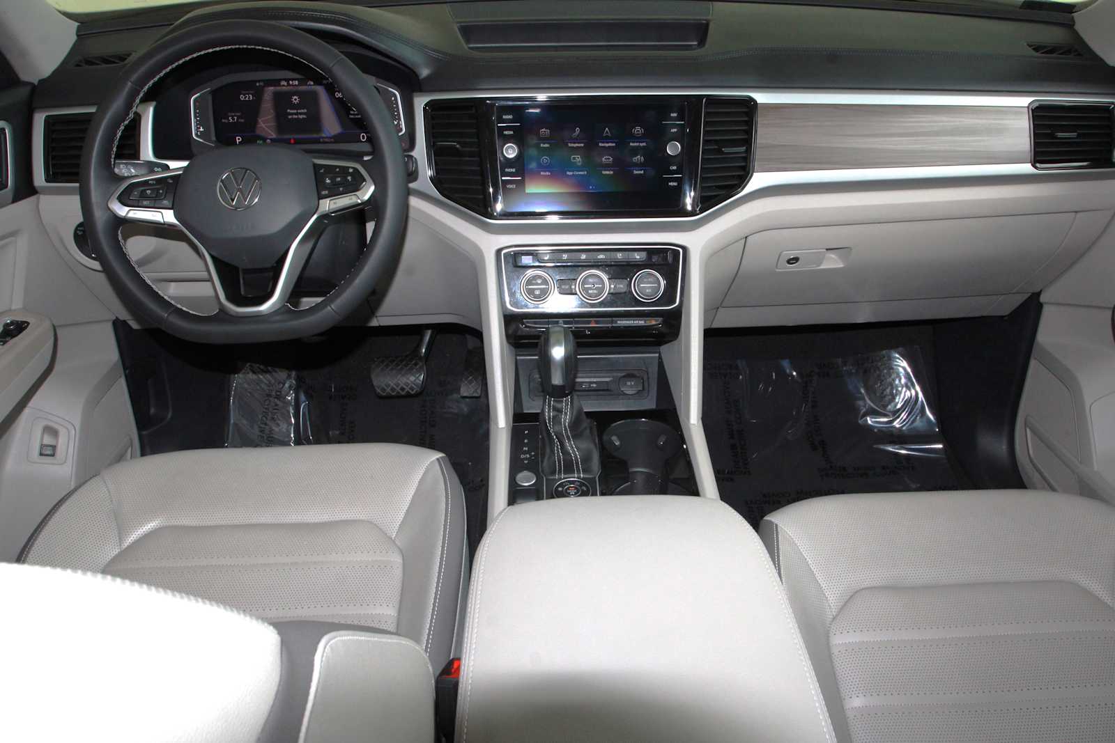 2021 Volkswagen Atlas 6