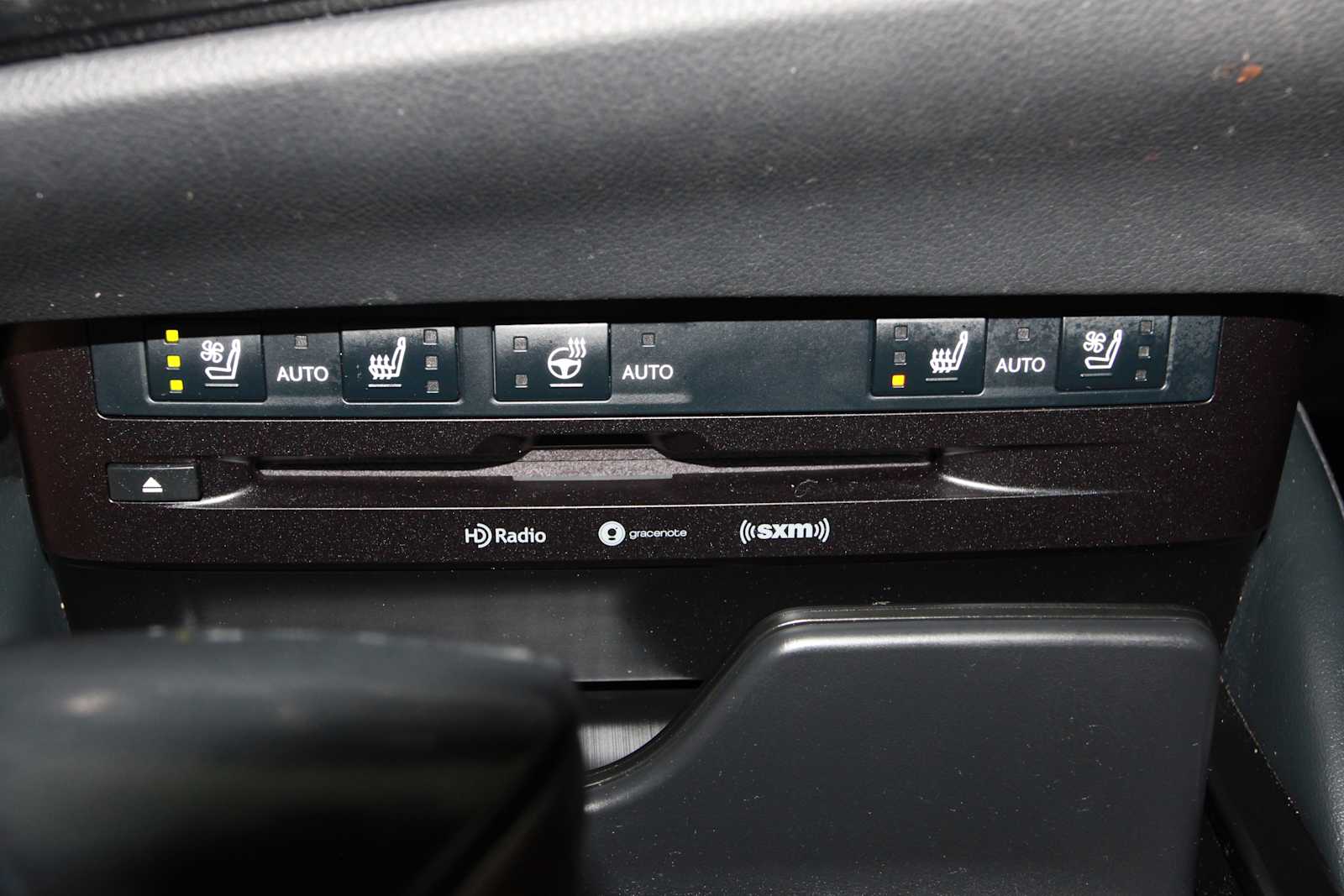 used 2022 Lexus ES 350 car, priced at $38,497