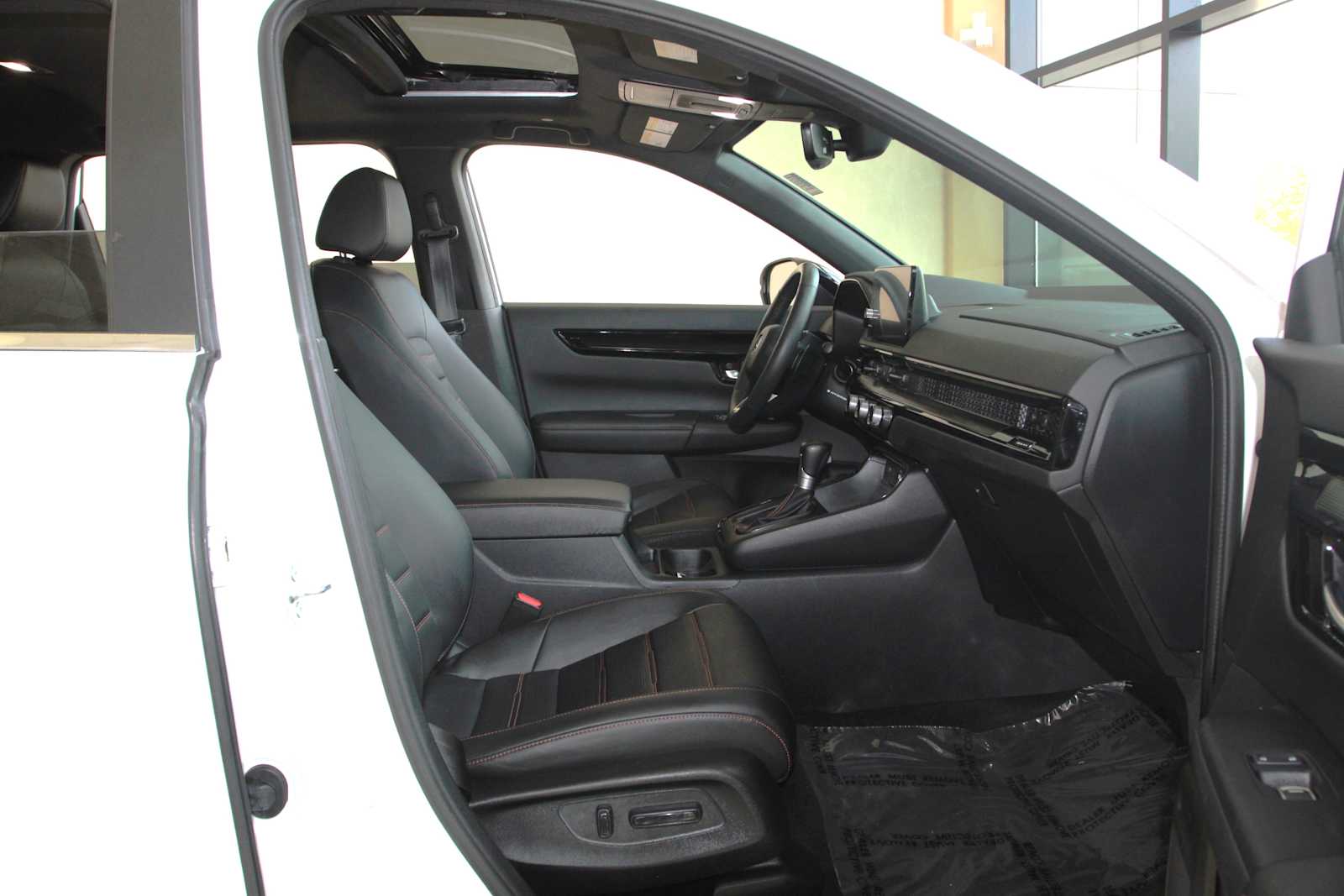 used 2024 Honda CR-V Hybrid car, priced at $35,997