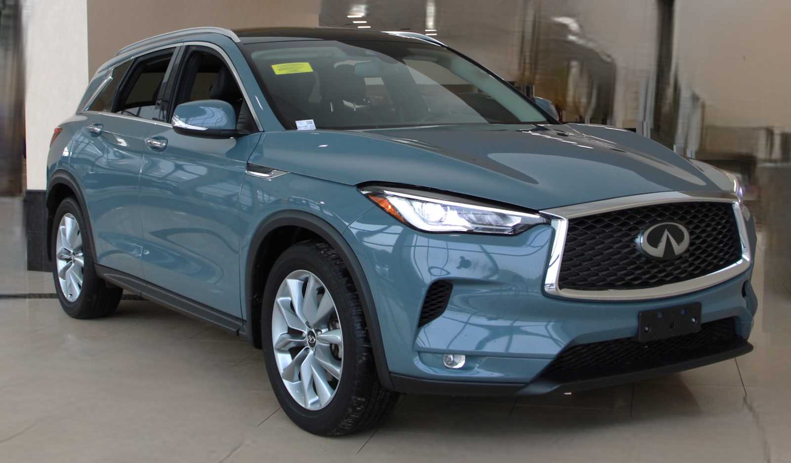 2022 INFINITI QX50 Luxe