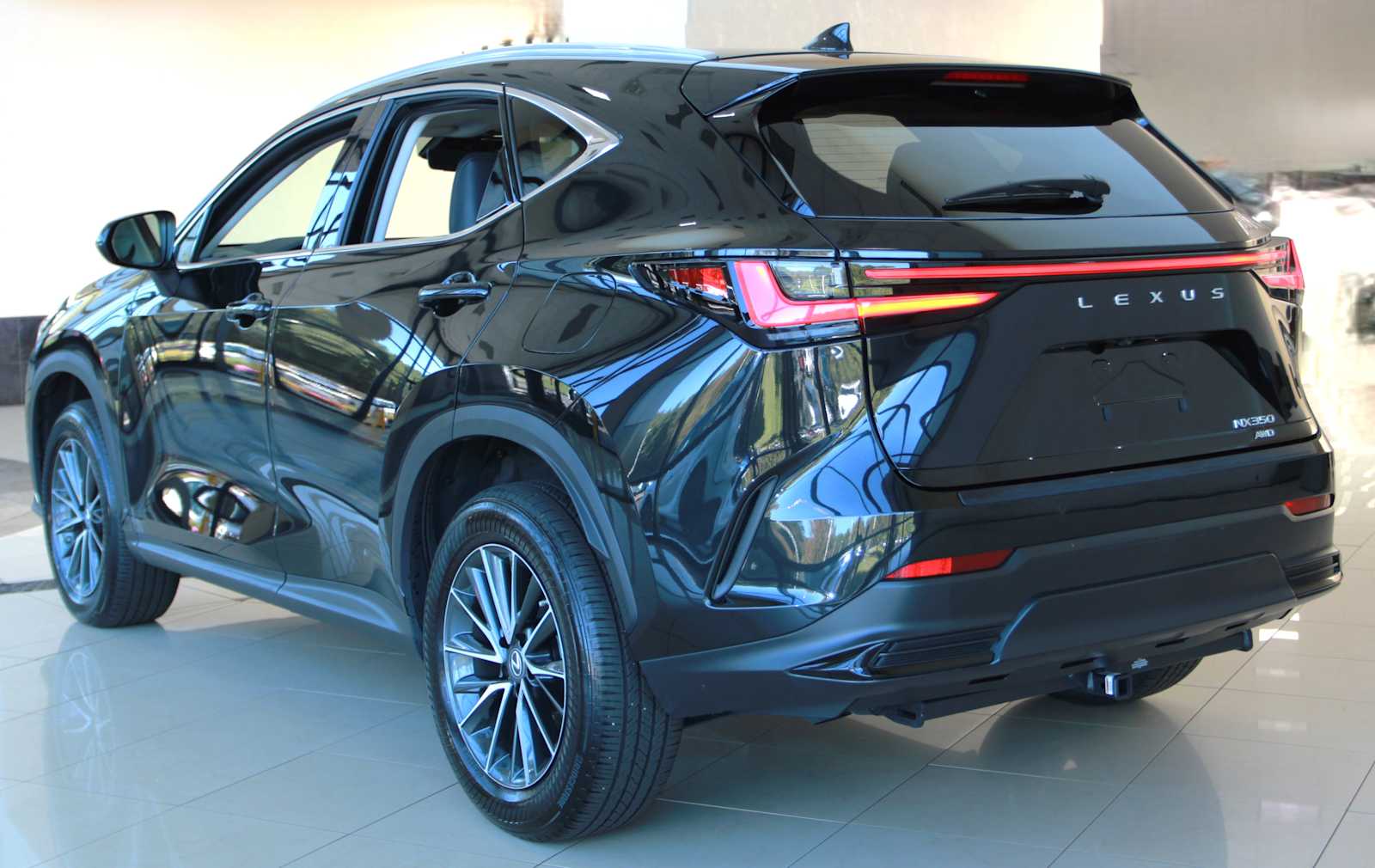 2023 Lexus NX 350 Premium photo 3