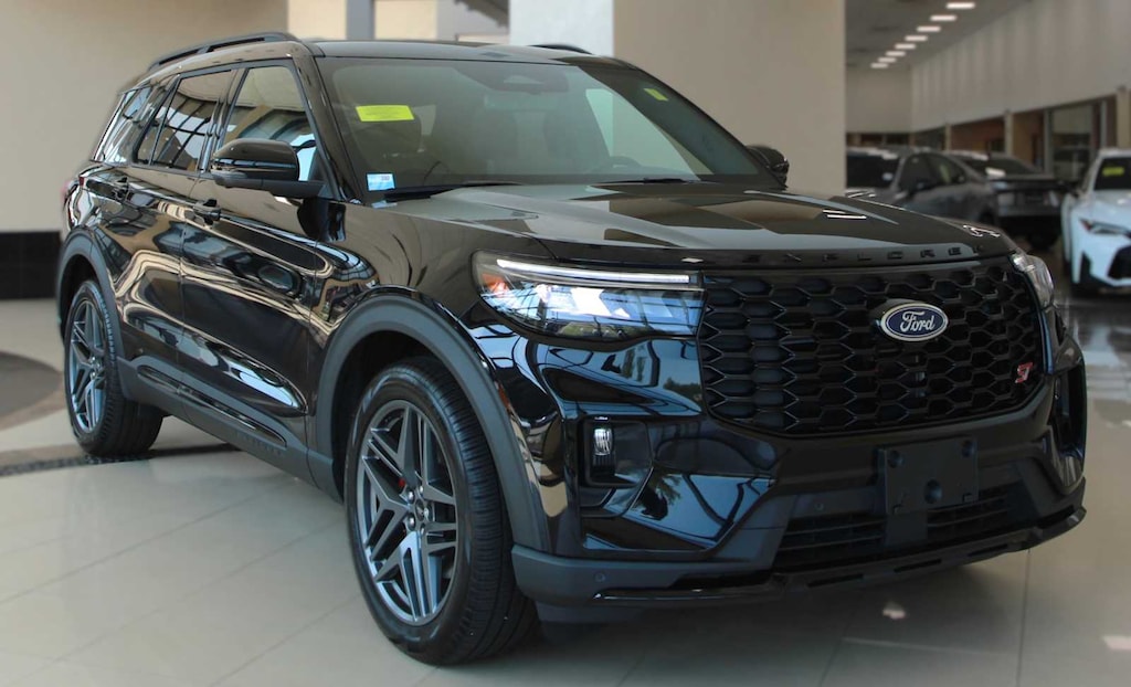 Used 2025 Ford Explorer ST SUV