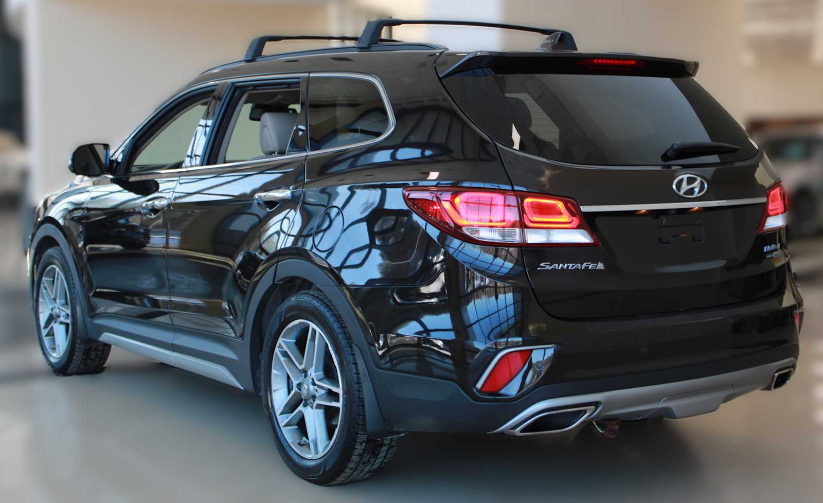 used 2017 Hyundai Santa Fe car, priced at $15,797