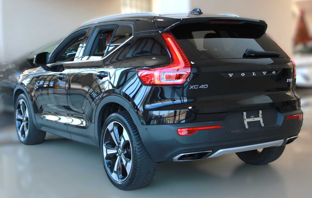 Used 2019 Volvo XC40 Inscription SUV