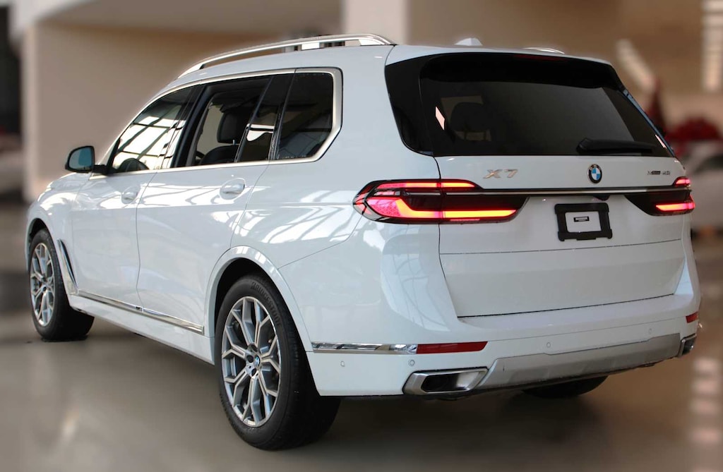 Used 2023 BMW X7 xDrive40i SUV