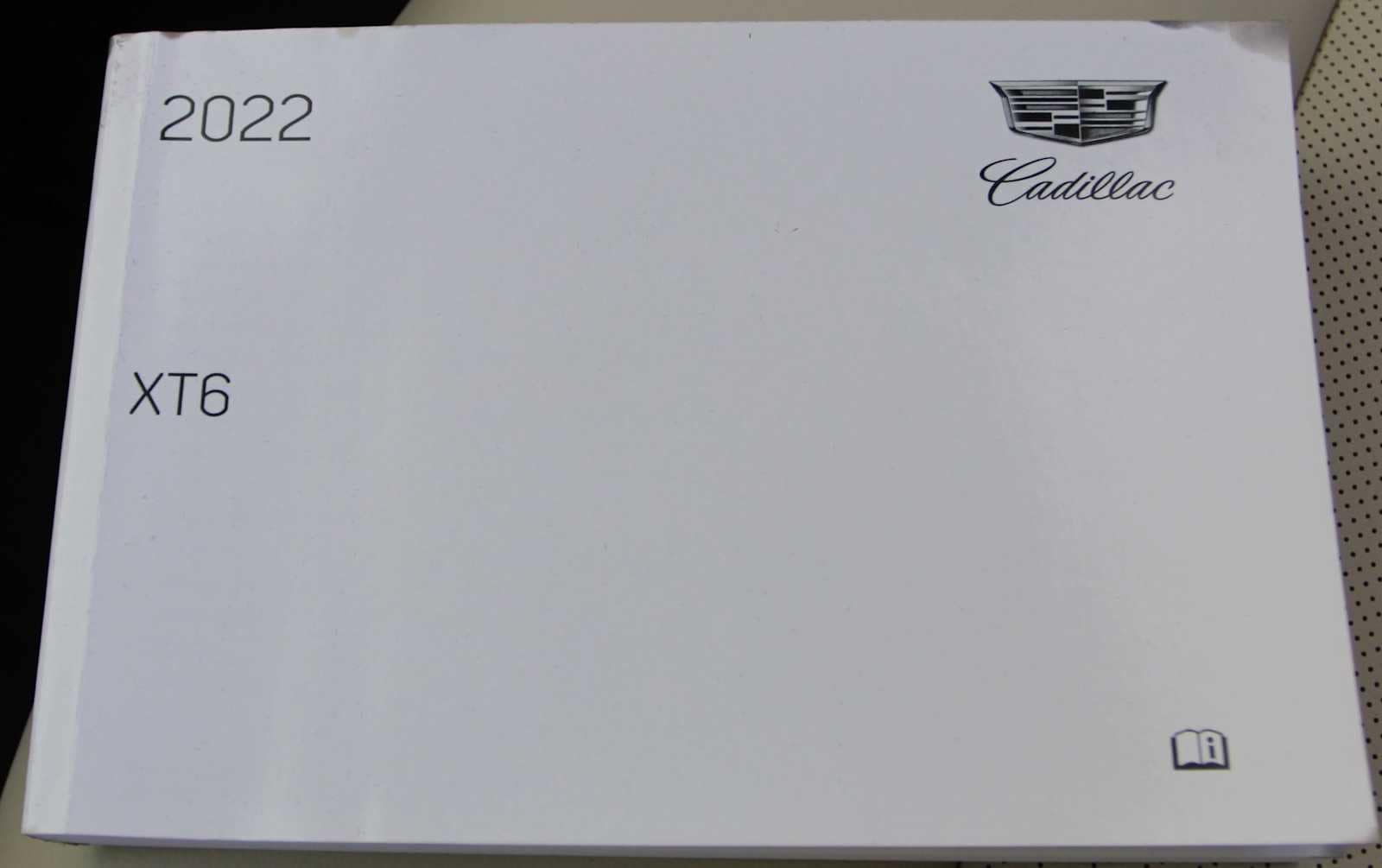 used 2022 Cadillac XT6 car, priced at $31,797