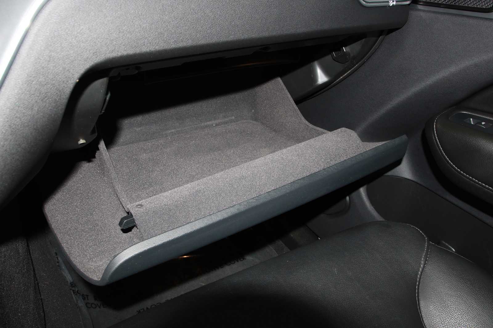 used 2019 Volvo XC60 car, priced at $18,497