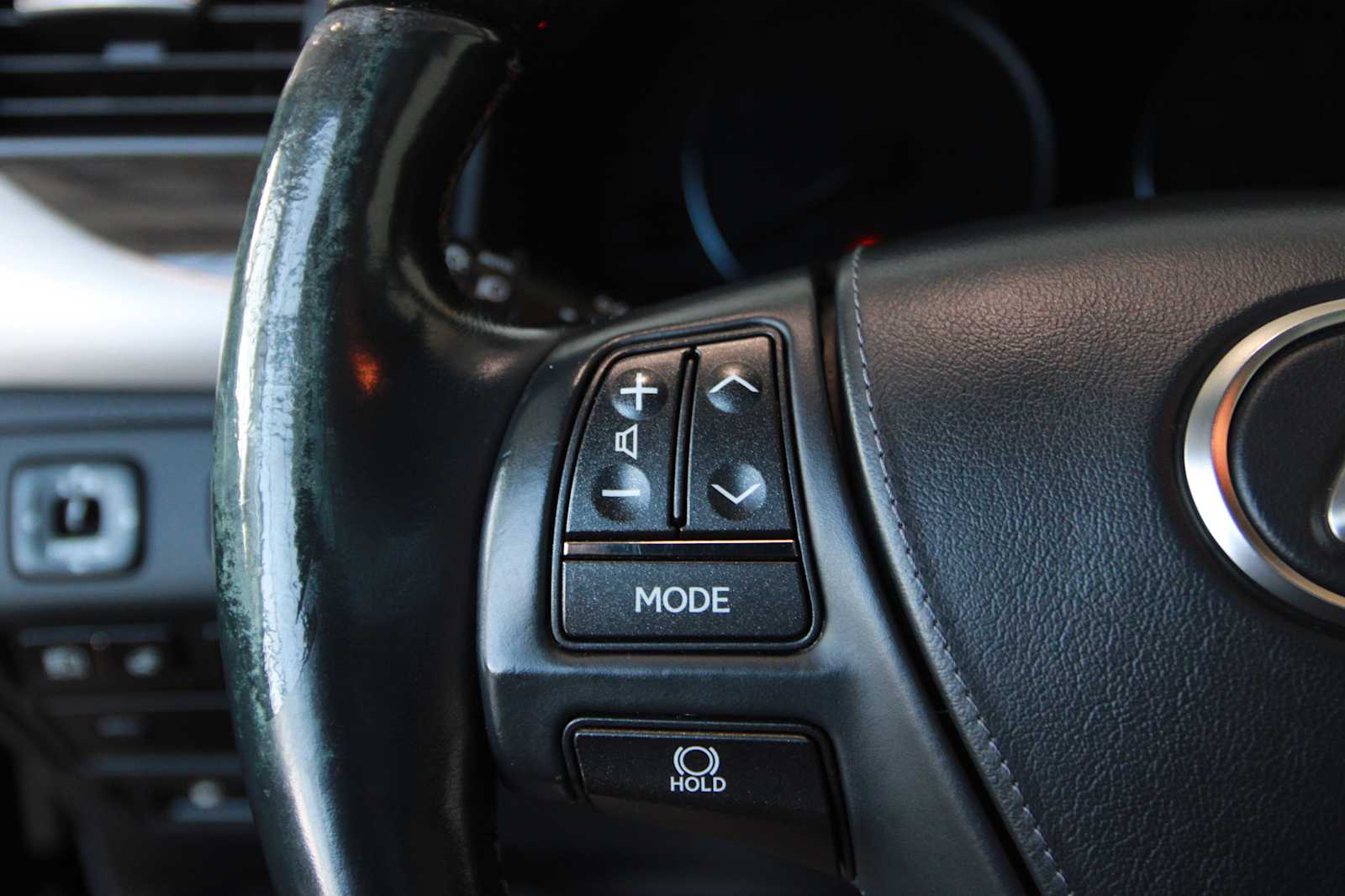 used 2013 Lexus LS 460 car, priced at $20,997