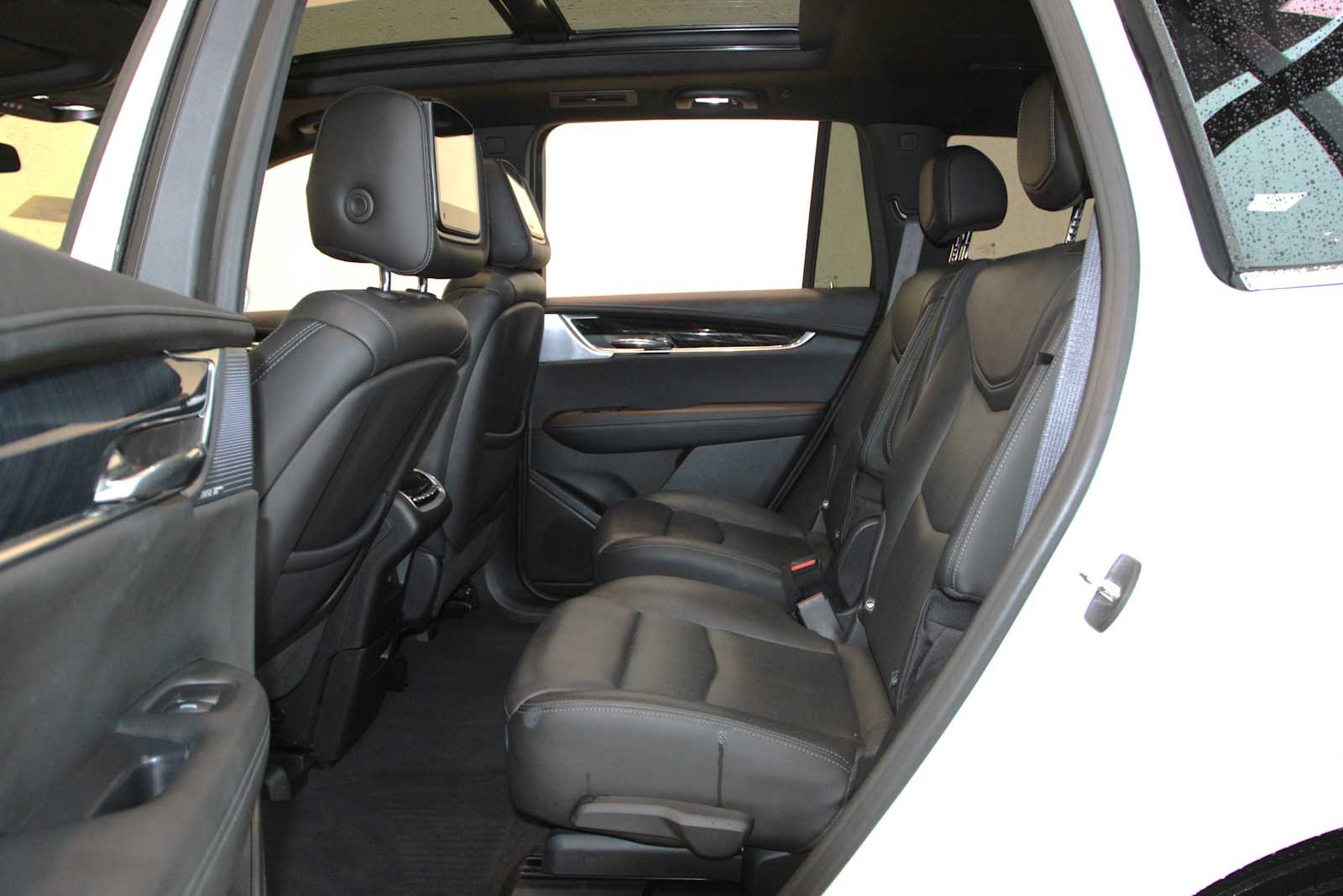 used 2020 Cadillac XT6 car, priced at $22,297