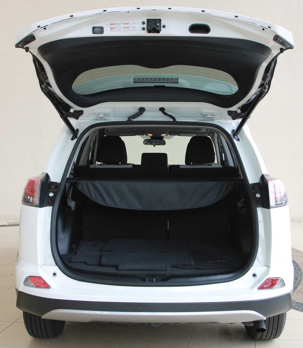 Used 2018 Toyota RAV4 XLE SUV