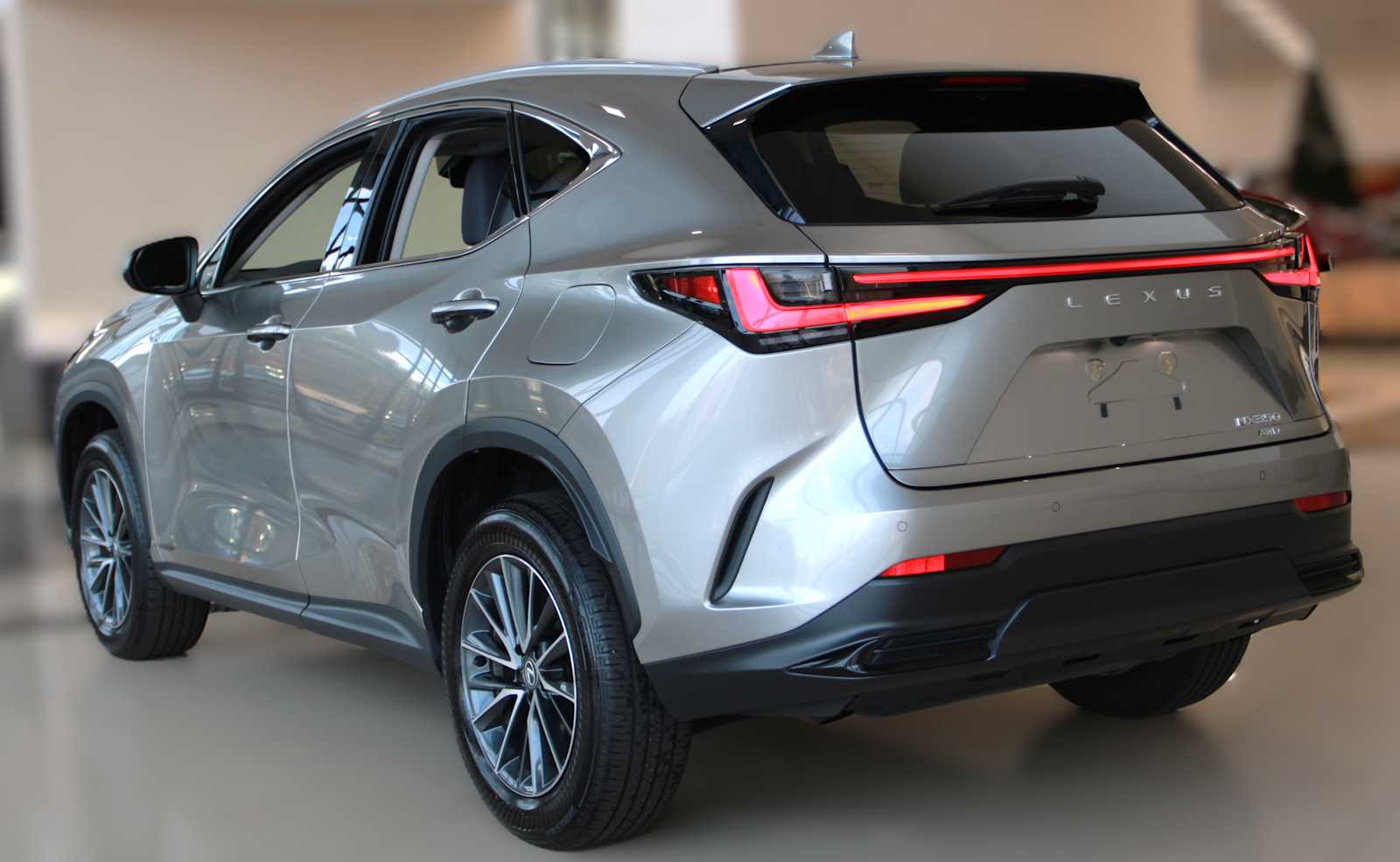 2025 Lexus NX 350 Premium photo 3