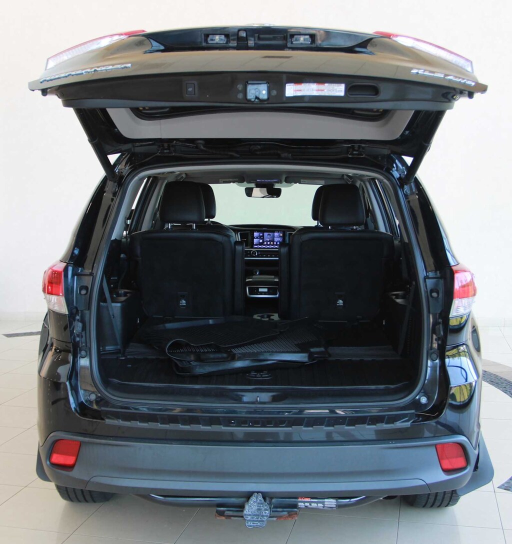 Used 2019 Toyota Highlander XLE SUV