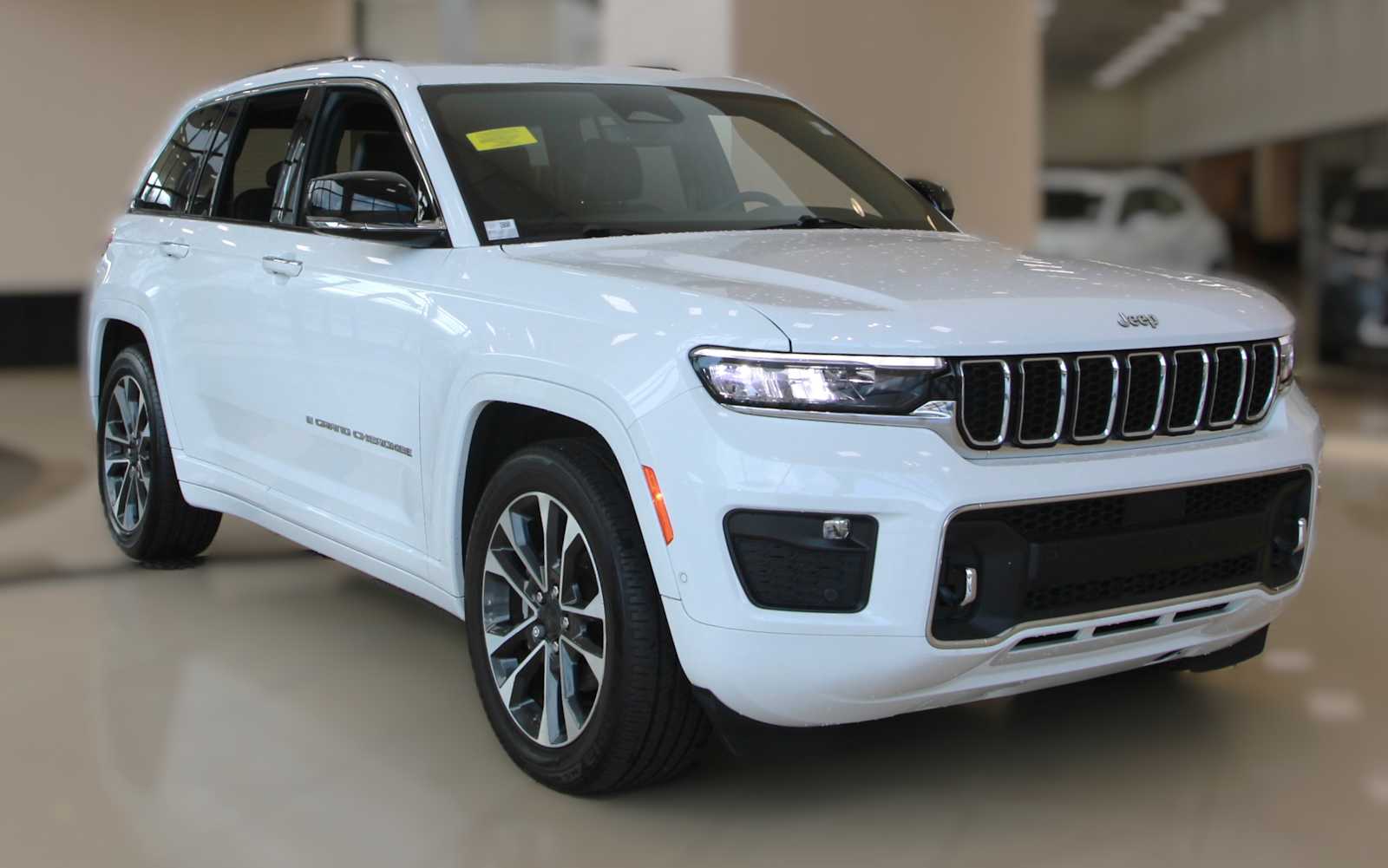 used 2023 Jeep Grand Cherokee car, priced at $36,897