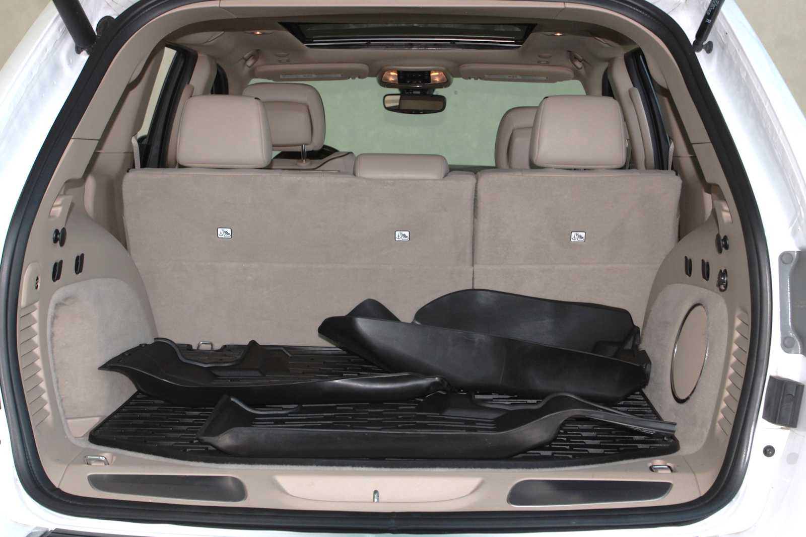 used 2020 Jeep Grand Cherokee car, priced at $18,497