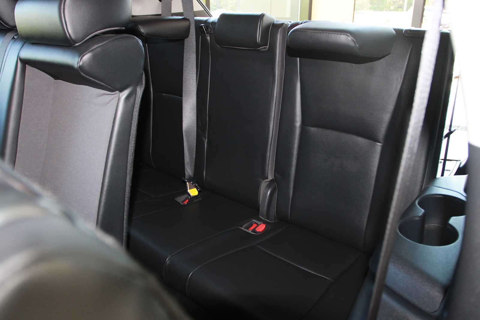 used 2023 Toyota Highlander car, priced at $40,097