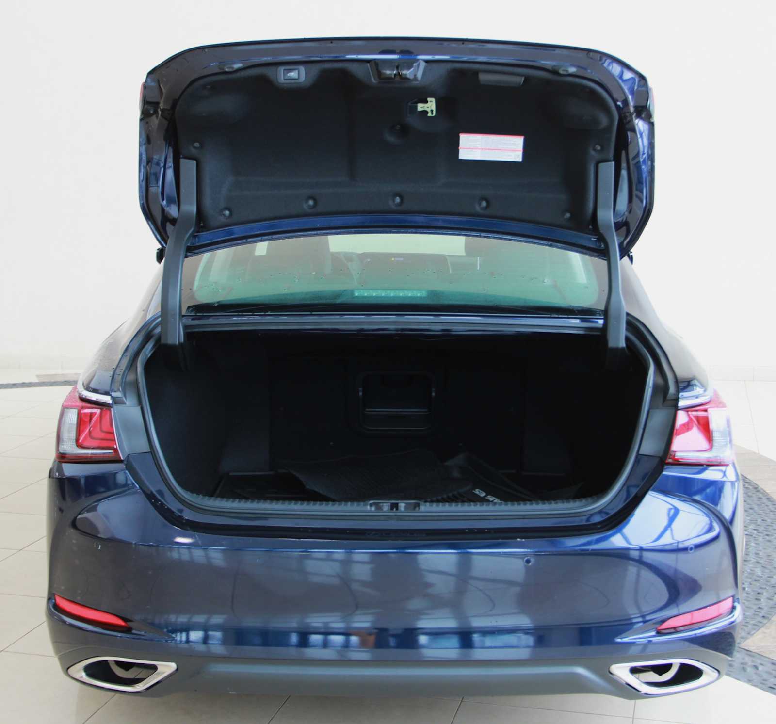 used 2020 Lexus ES 350 car, priced at $35,497