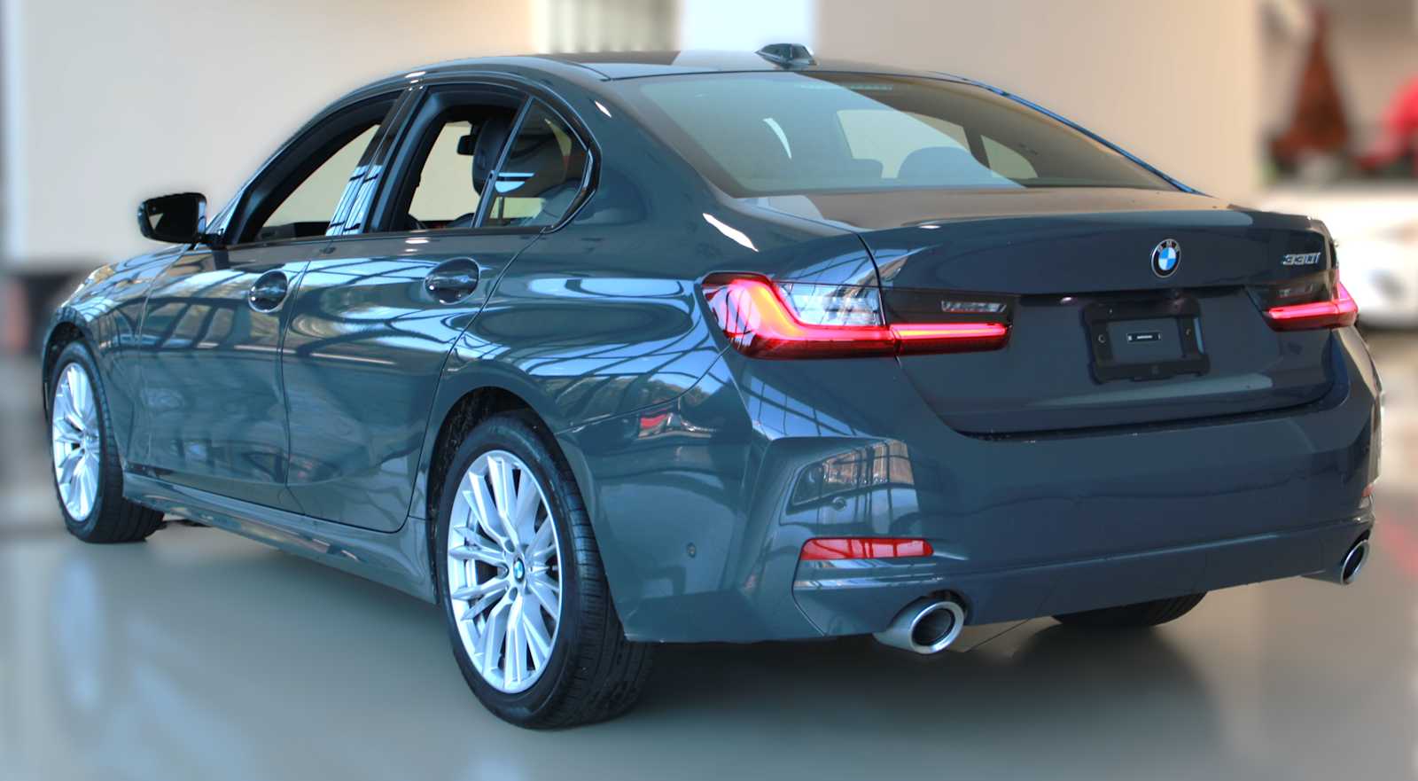 2023 Bmw 330i 3-Series photo 3