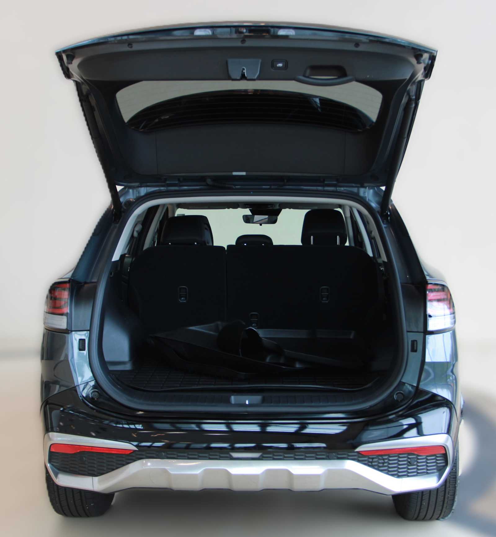 2025 Kia Sportage Hybrid photo 2