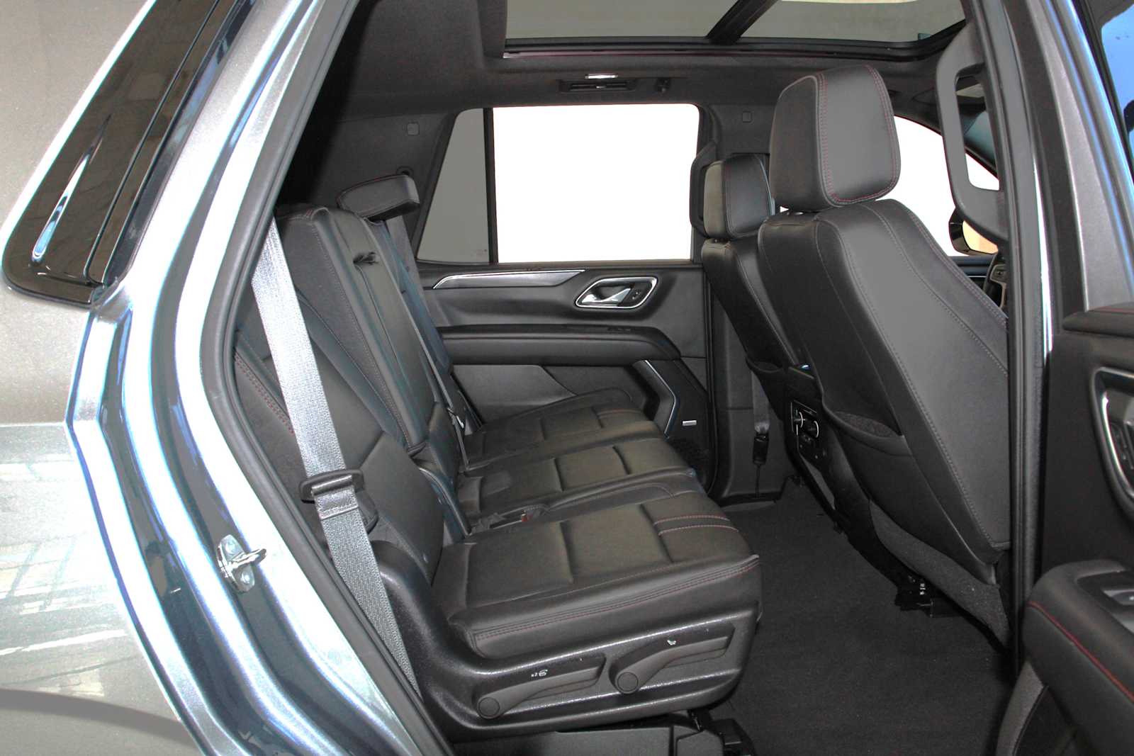 used 2021 Chevrolet Tahoe car, priced at $48,997