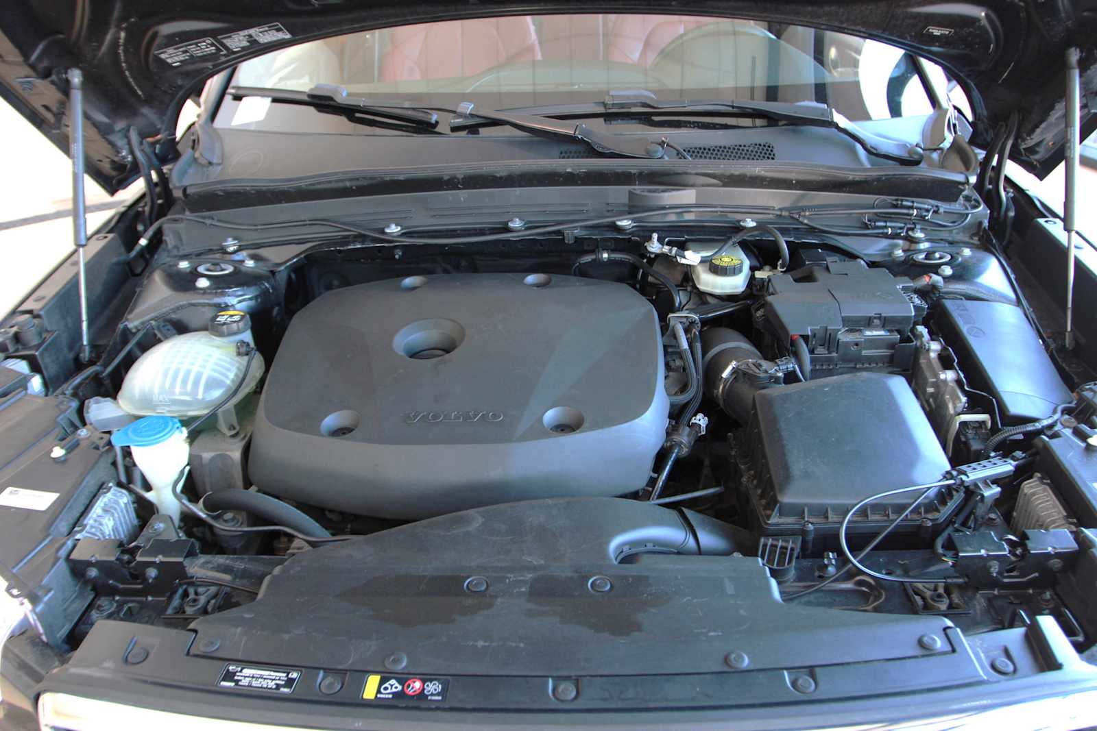 used 2019 Volvo XC40 car, priced at $17,697