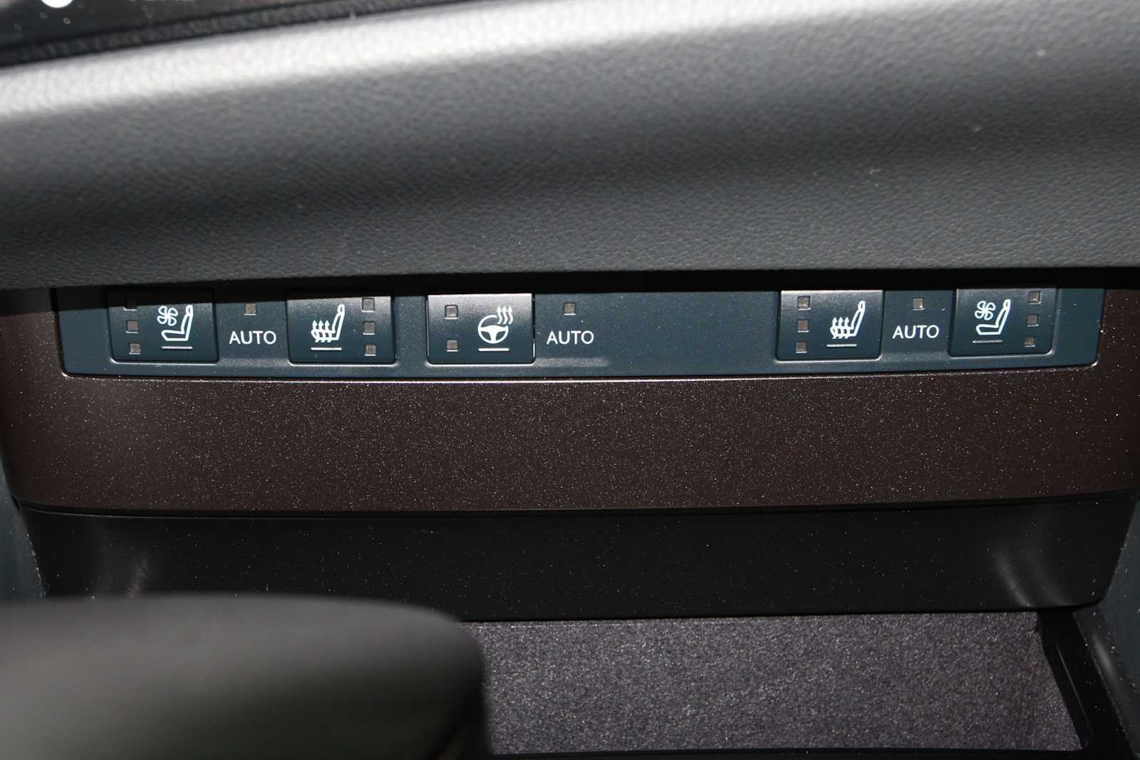 used 2025 Lexus ES 300h car, priced at $44,497