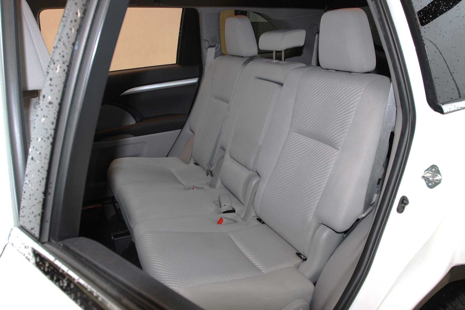 used 2019 Toyota Highlander car, priced at $28,497