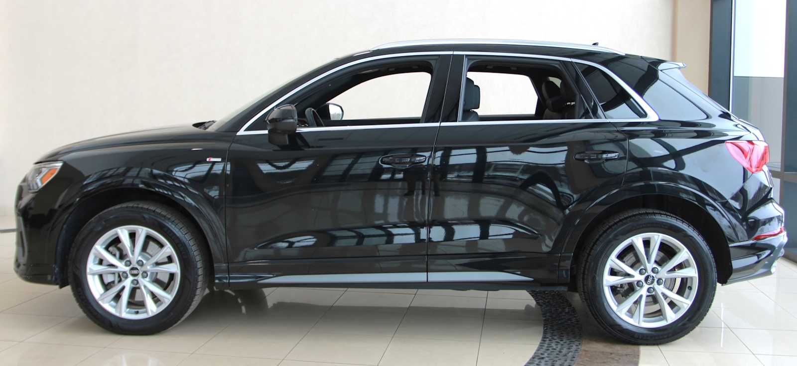 used 2022 Audi Q3 car, priced at $24,597