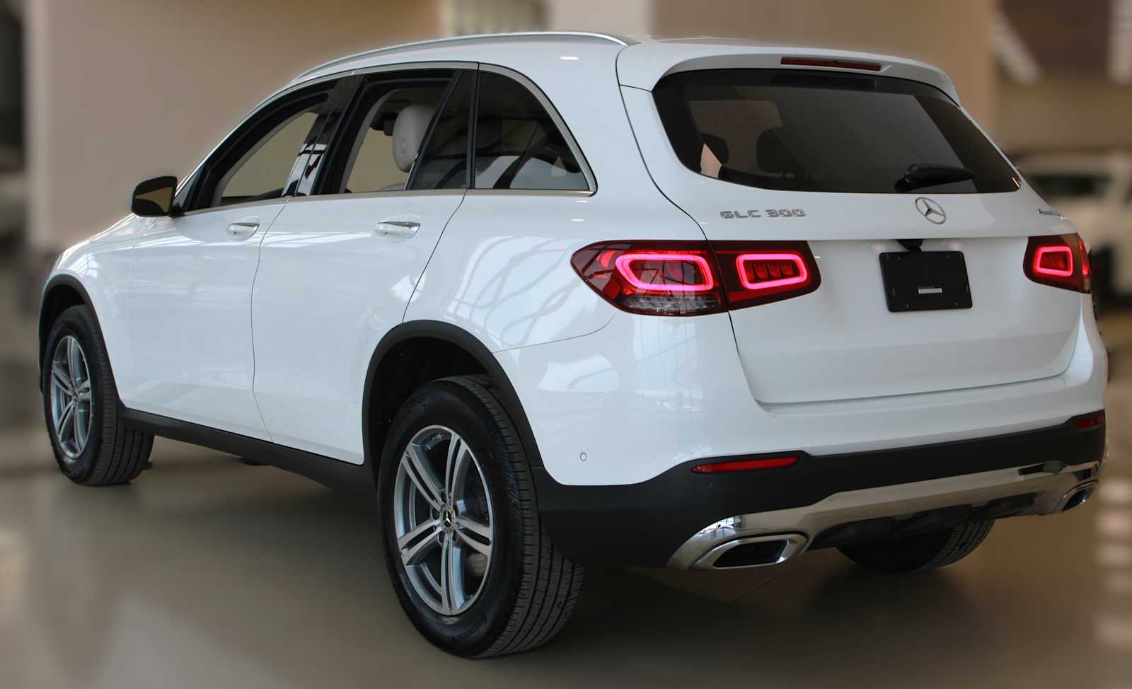 used 2022 Mercedes-Benz GLC 300 car, priced at $33,197