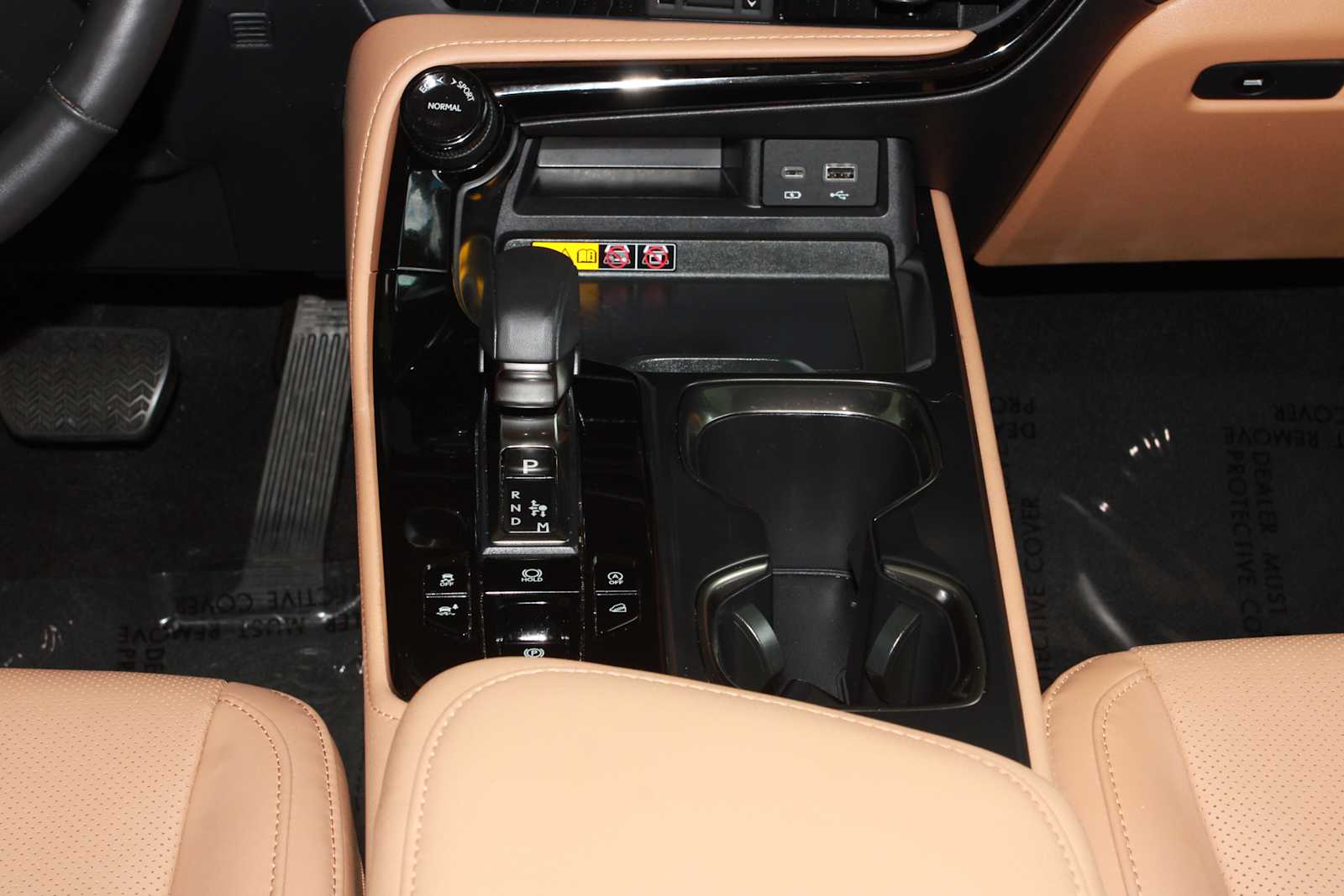 2026 Lexus NX 350 - Photo 33