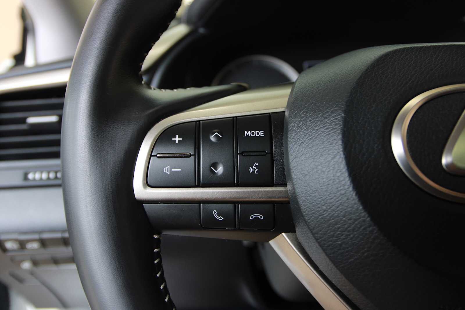 used 2022 Lexus RX 450hL car, priced at $49,397