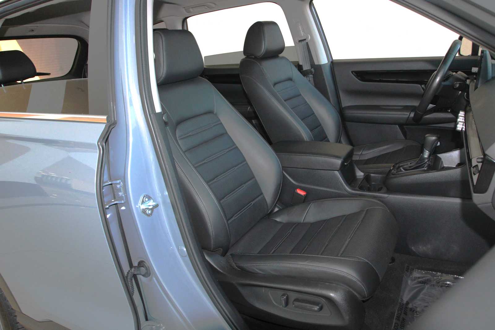 used 2025 Honda CR-V car, priced at $34,397