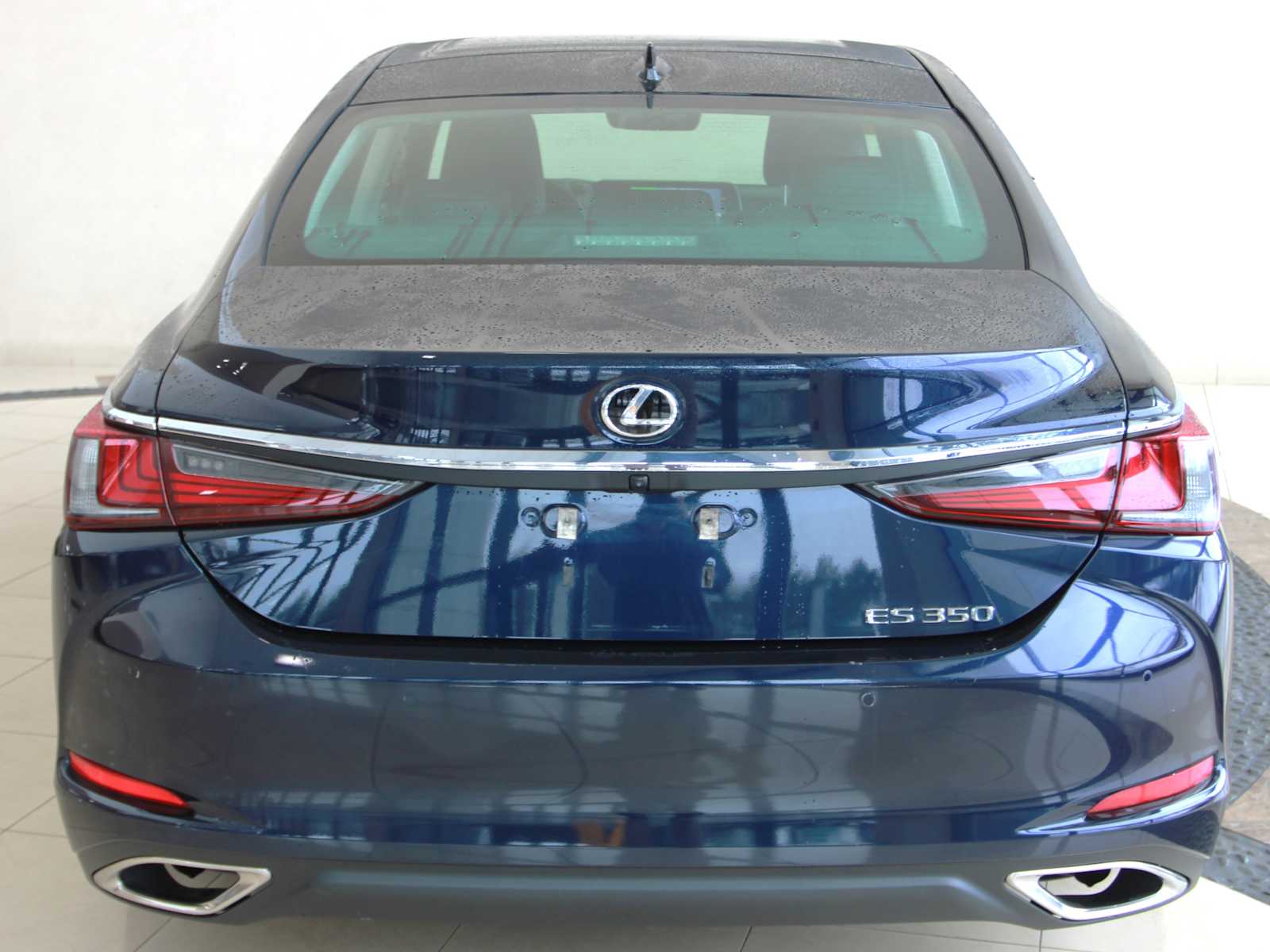 used 2020 Lexus ES 350 car, priced at $35,497
