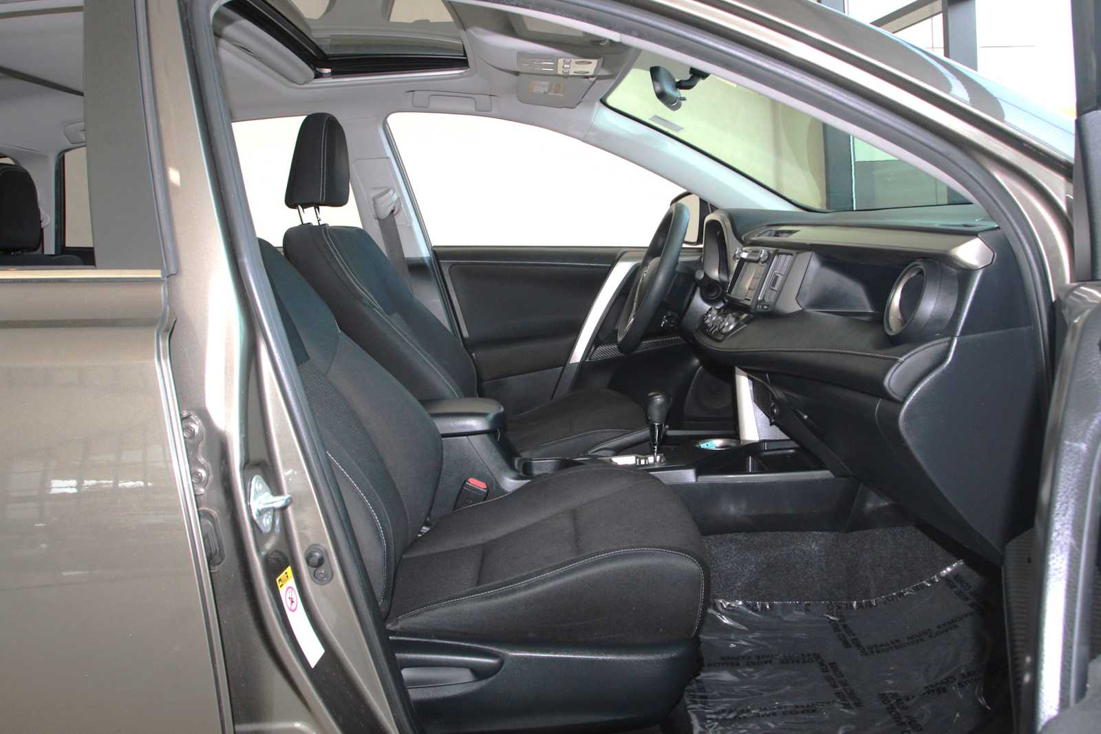 used 2013 Toyota RAV4 car, priced at $13,497