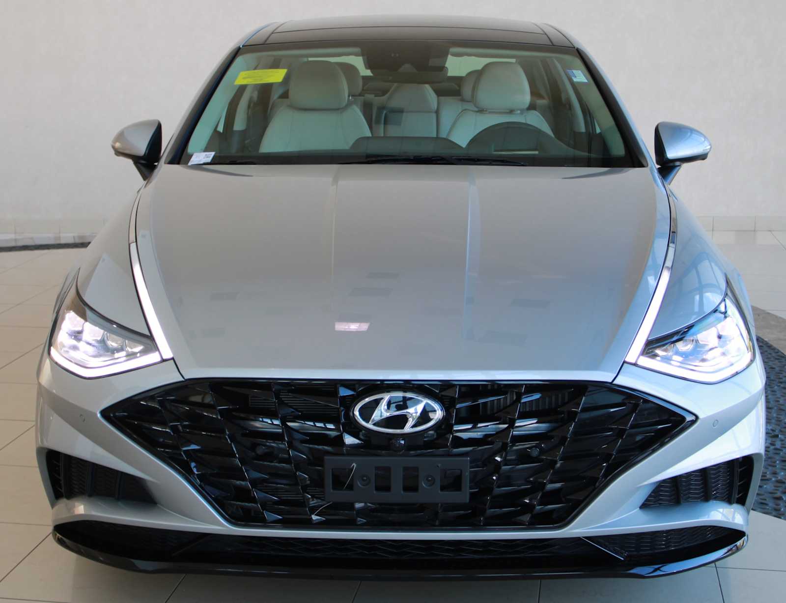 2021 Hyundai Sonata Limited photo 2