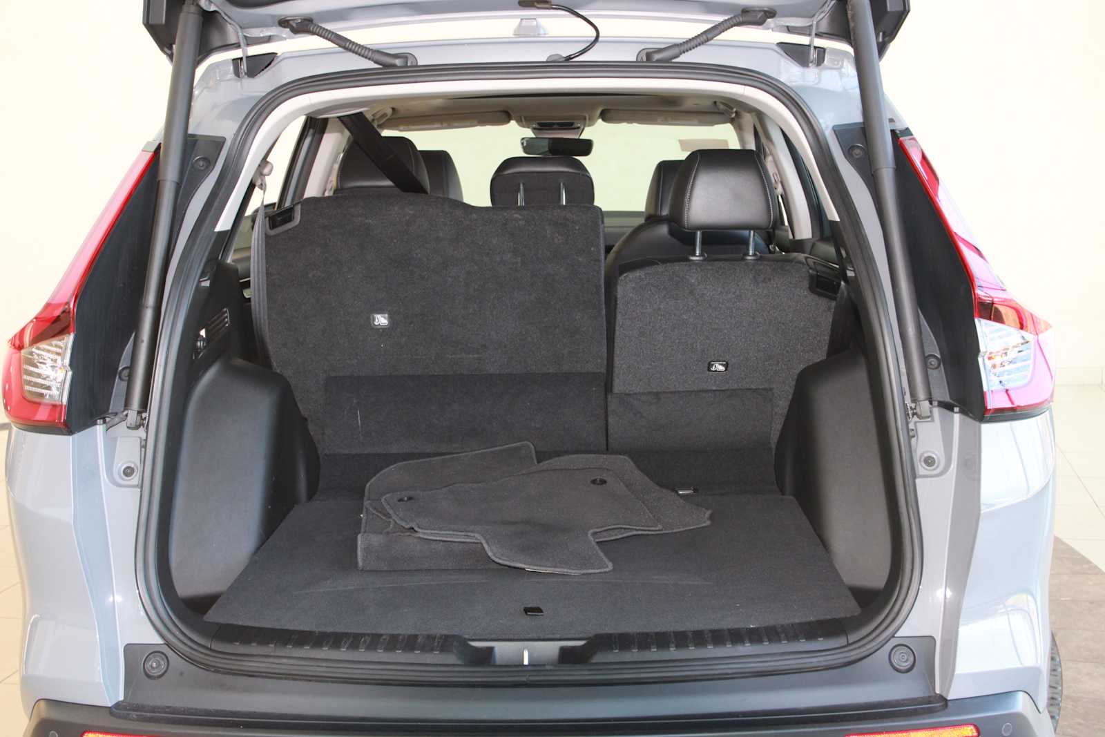 used 2025 Honda CR-V car, priced at $34,397