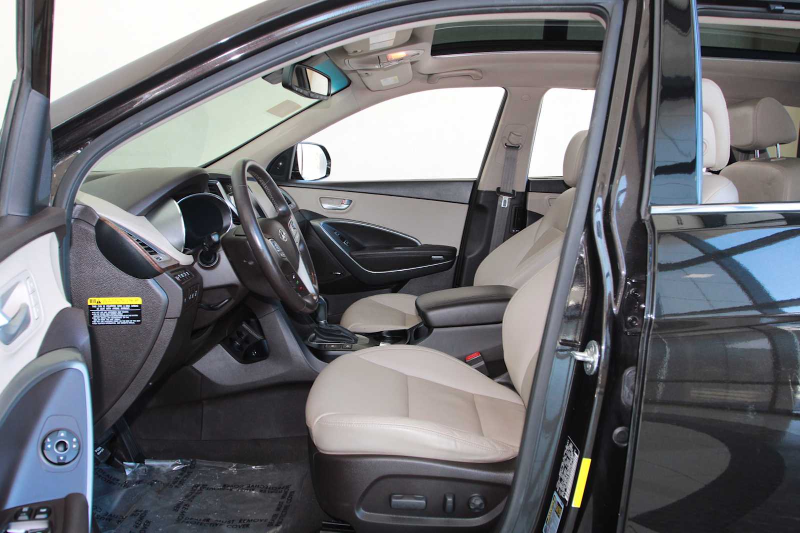 used 2017 Hyundai Santa Fe car, priced at $15,797