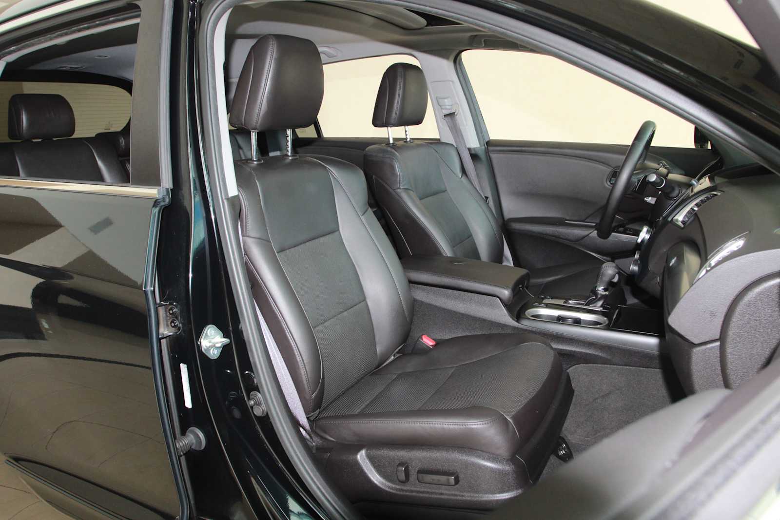 2016 Acura RDX 29