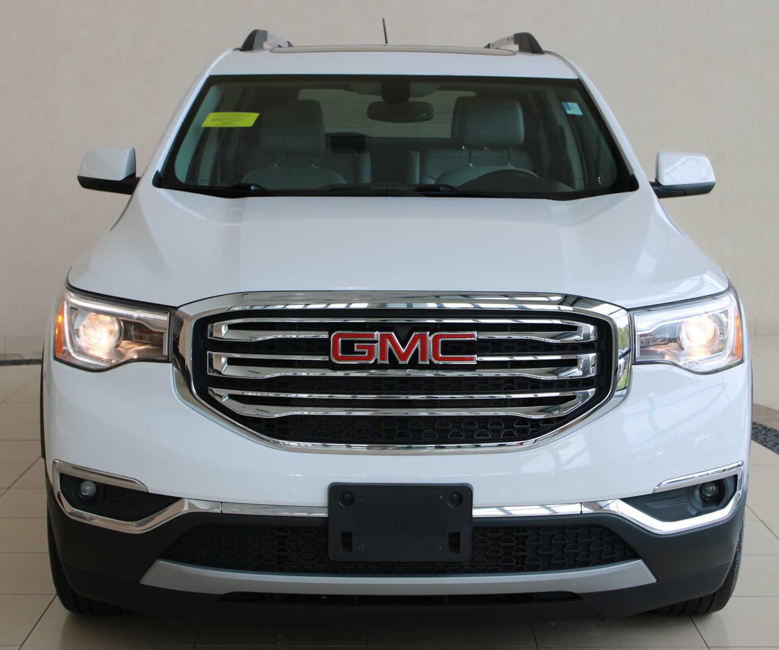 2019 Gmc Acadia SLT photo 2